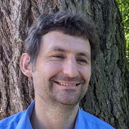 Portrait of Shannon W. Boettcher