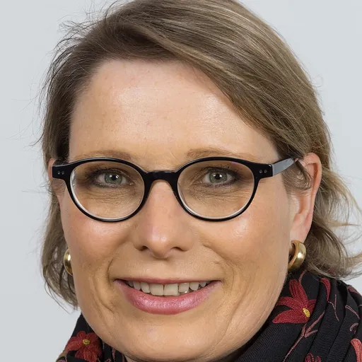 Portrait of Stefanie Hubig