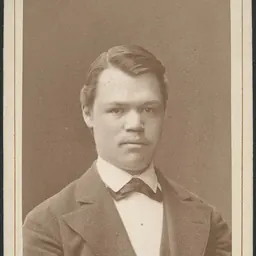 Portrait of Ragnar Hult