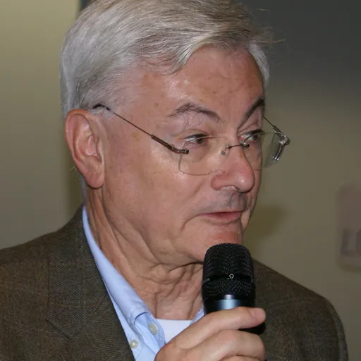 Portrait of Étienne Pinte