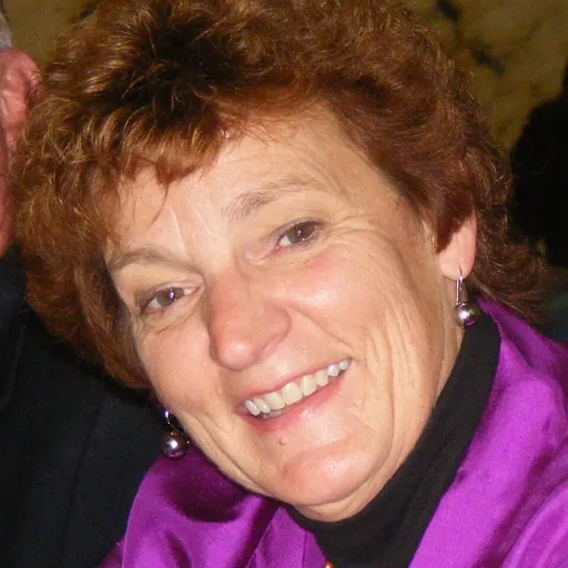 Portrait of Sue Hecht