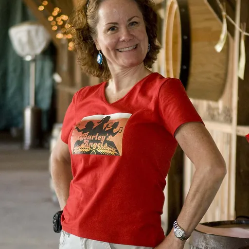 Portrait of Teri Fahrendorf