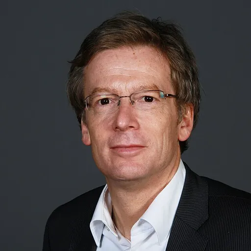 Portrait of Dirk Kienscherf