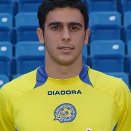 Portrait of Yossi Shivhon