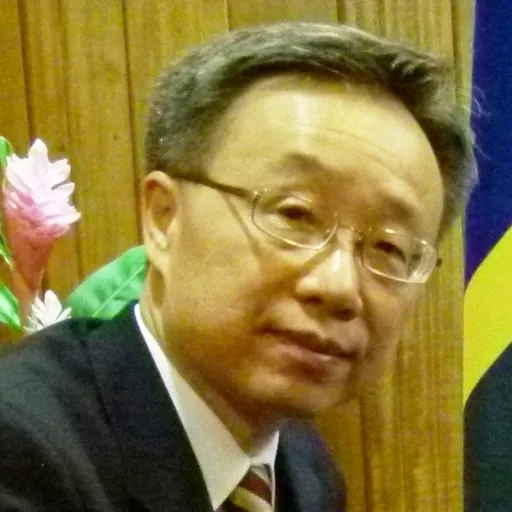 Portrait of Roger Tian-hung Luo