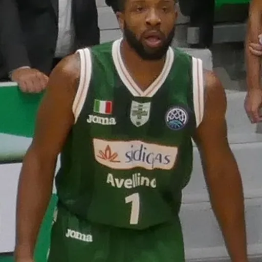 Portrait of Dez Wells