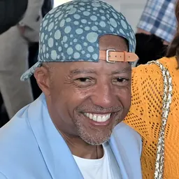 Portrait of Kevin Liles