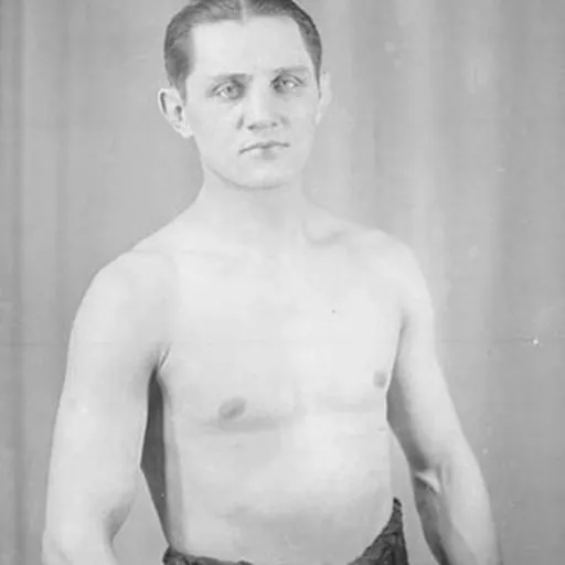 Portrait of Pete Latzo