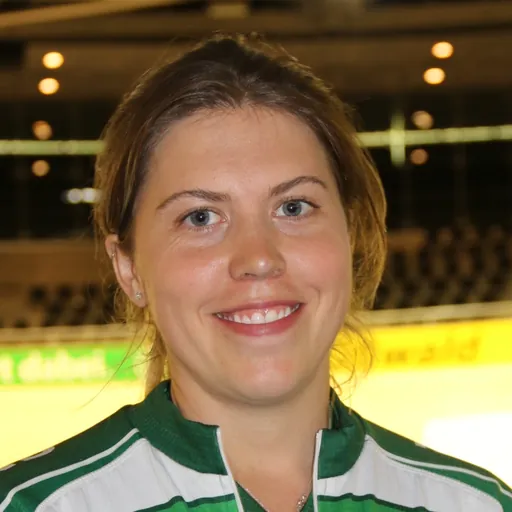 Portrait of Robyn Stewart
