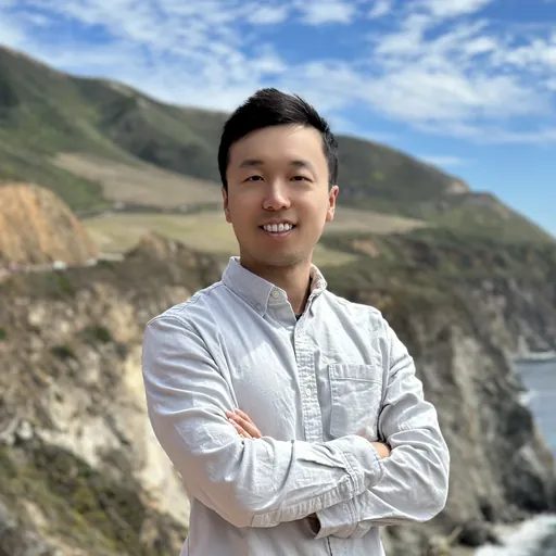 Portrait of Henry Shi