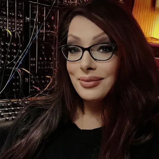 Portrait of Lisa Bella Donna