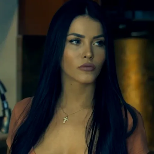 Portrait of Claudia Alende