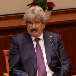Portrait of Gary Ruvkun