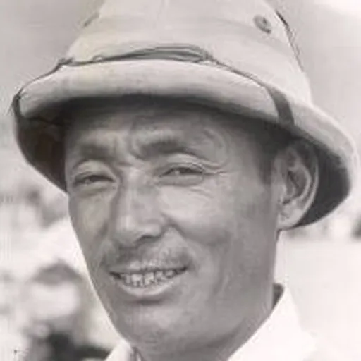 Portrait of Pasang Dawa Lama