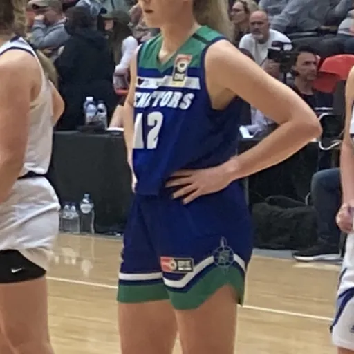 Portrait of Mackenzie Clinch Hoycard