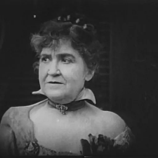 Portrait of Laura La Varnie