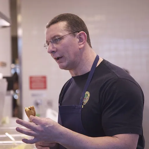 Portrait of Robert Irvine