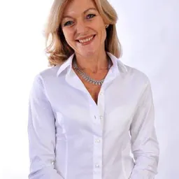 Portrait of Fiona Patten