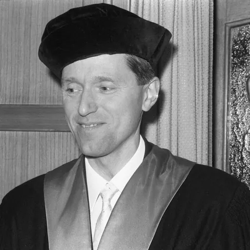 Portrait of Bernhard Hassenstein