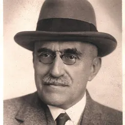 Portrait of Edmund Kirsch