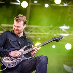 Portrait of Andy Gillion