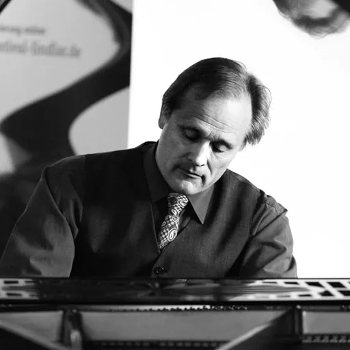 Portrait of Falko Steinbach
