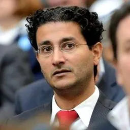 Portrait of Elad Ratson