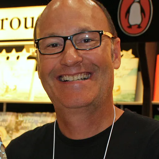 Portrait of Loren Long
