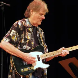 Portrait of Reggie Young
