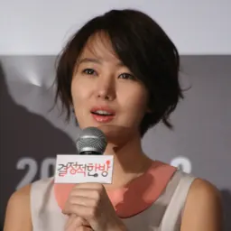 Portrait of Yoon Jin-seo
