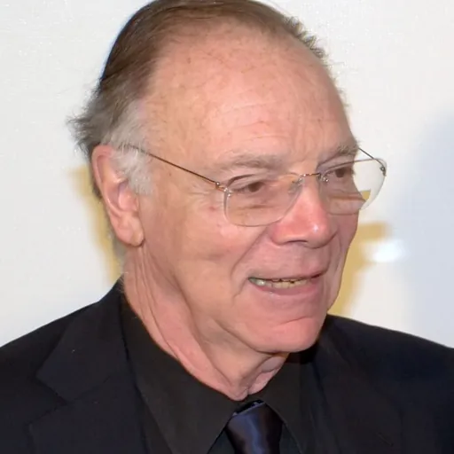 Portrait of Nicholas Pileggi