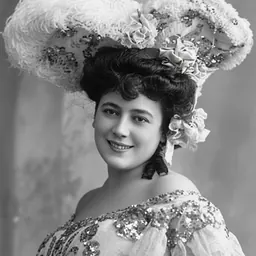 Portrait of Virginia Fábregas