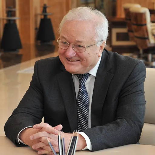 Portrait of Rashid Sunyaev