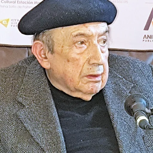 Portrait of Efraín Barquero