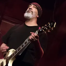 Portrait of Kim Thayil