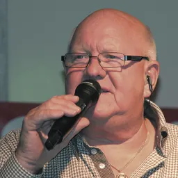 Portrait of Henk Wijngaard
