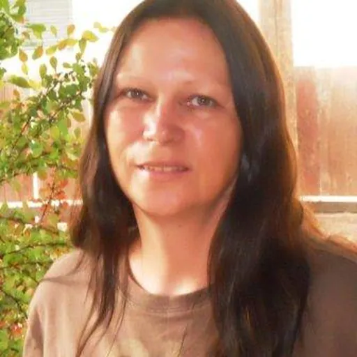 Portrait of Paulette Steeves