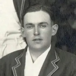 Portrait of Tris Bennett