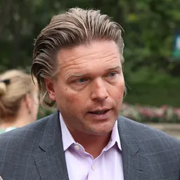 Portrait of Thomas Lukaszuk