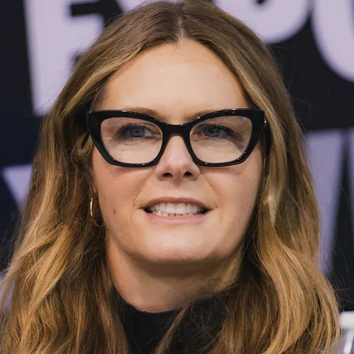 Portrait of Maggie Lawson