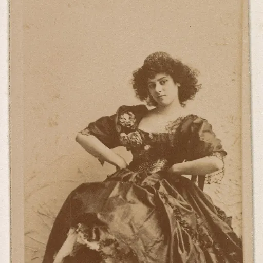 Portrait of Lola Yberri