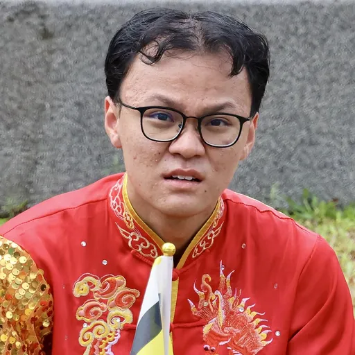 Portrait of Hosea Wong