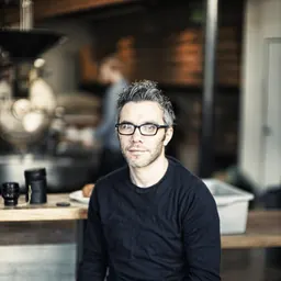Portrait of Nick Bilton