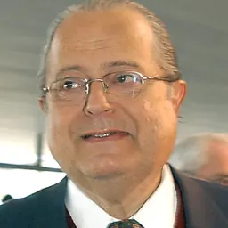 Portrait of Carlos Eduardo Moreira Ferreira