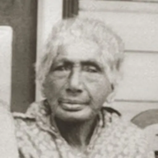Portrait of Ria Tikini