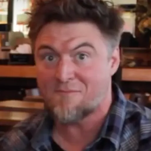 Portrait of Jon Ritchie