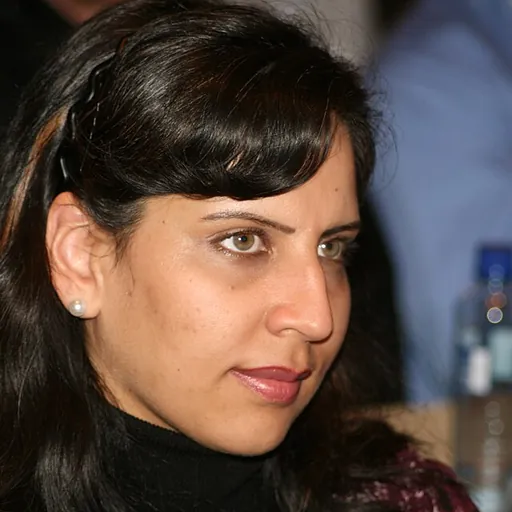 Portrait of Afshan Rafiq