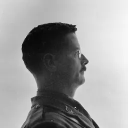 Portrait of Gordon Morgan Holmes