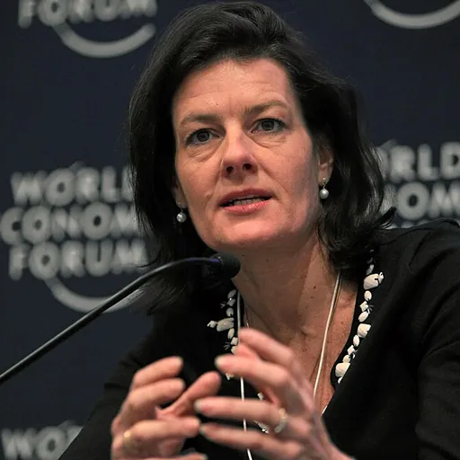Portrait of Ngaire Woods