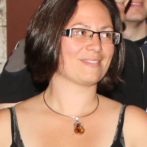 Portrait of Kelly L. Weinersmith